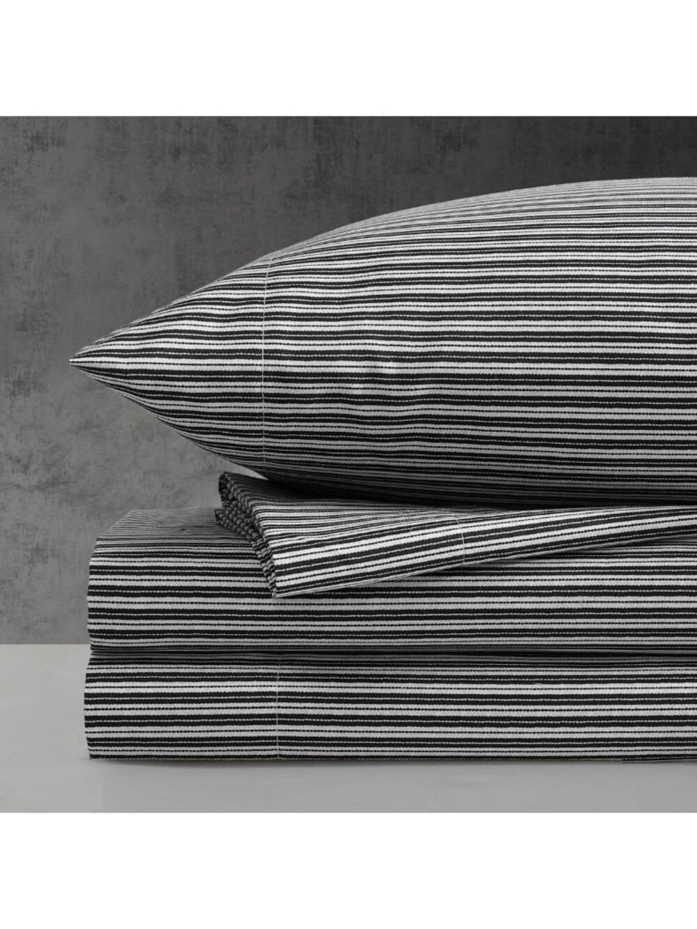 Queen Size Sheet Set - Soft Fitted Sheet & Pillowcases - Cozy Bedding Essentials